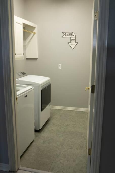 Walking Distance To Coler Mtn Bike - 3Br 2Ba Villa Bentonville Buitenkant foto