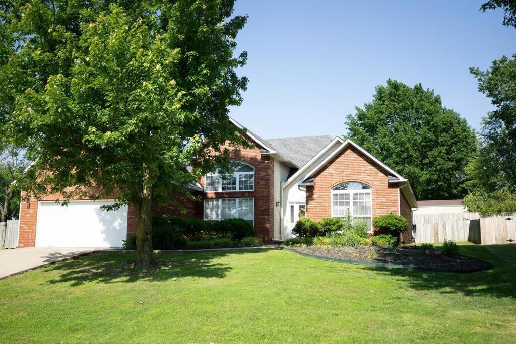 Walking Distance To Coler Mtn Bike - 3Br 2Ba Villa Bentonville Buitenkant foto